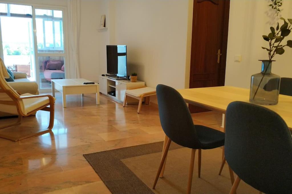 Chill Out Place For 4 In Benalmadena Pueblo Luaran gambar
