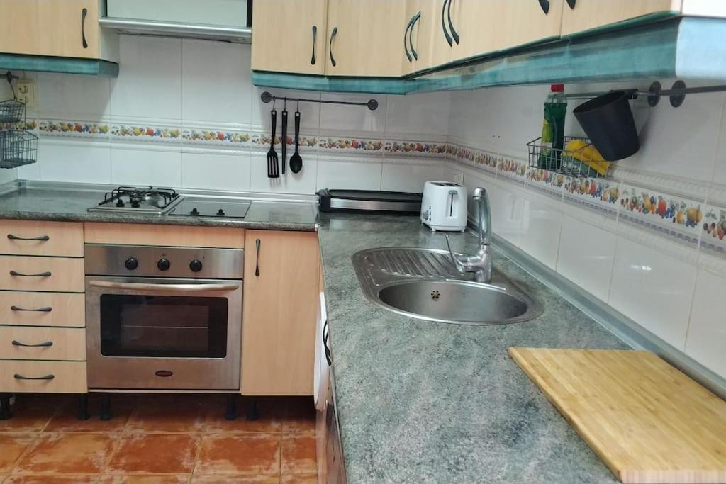 Chill Out Place For 4 In Benalmadena Pueblo Luaran gambar