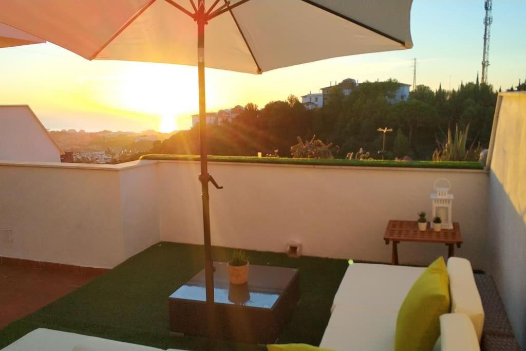 Chill Out Place For 4 In Benalmadena Pueblo Luaran gambar